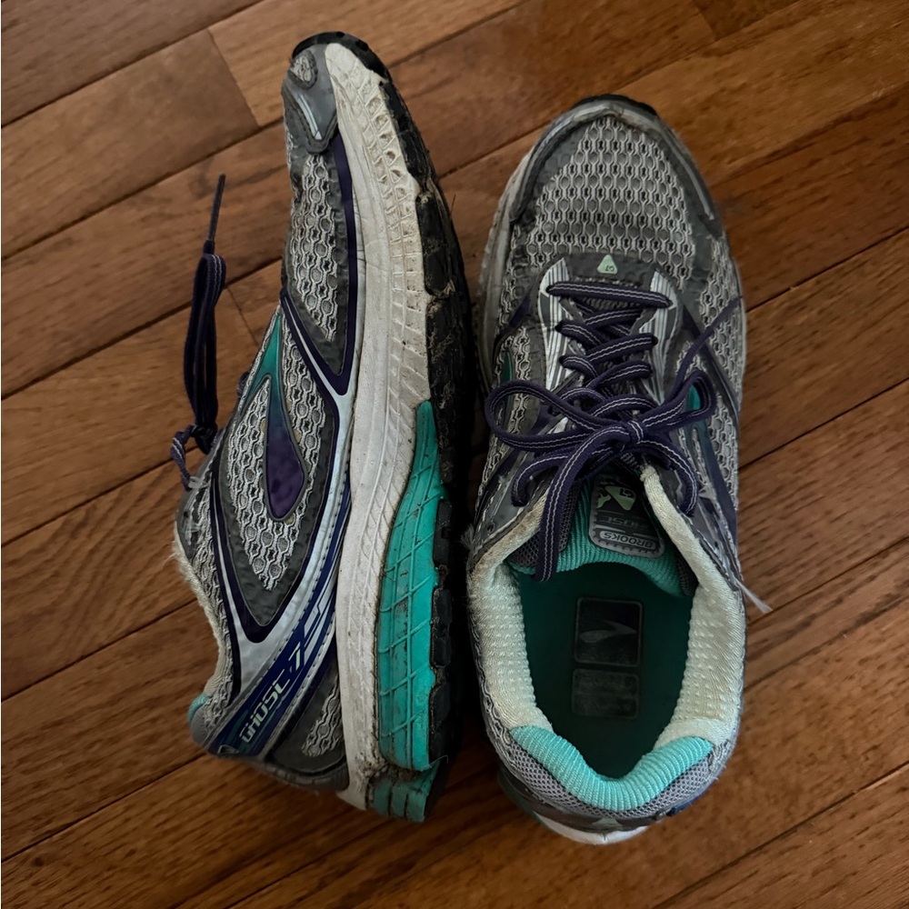Well worn Women’s Gray and Teal Running Shoes